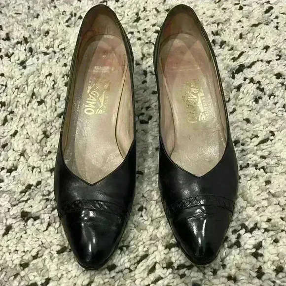 Salvatore Ferragamo Shoes - Vintage Women’s Ferragamo Shoes Size 9 1/2
